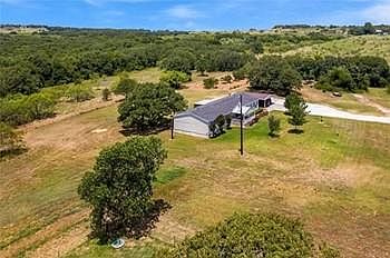 2nd image of 2335 County Road 3519