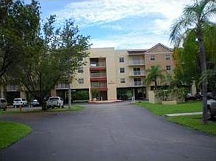 3rd image of 8240 SW 210 St 201 #201