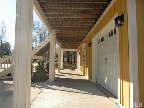 3rd image of 296 Lake Magnolia Way