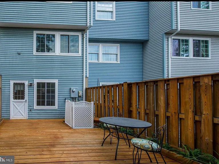 5234 Saint Genevieve Pl — Photo 14