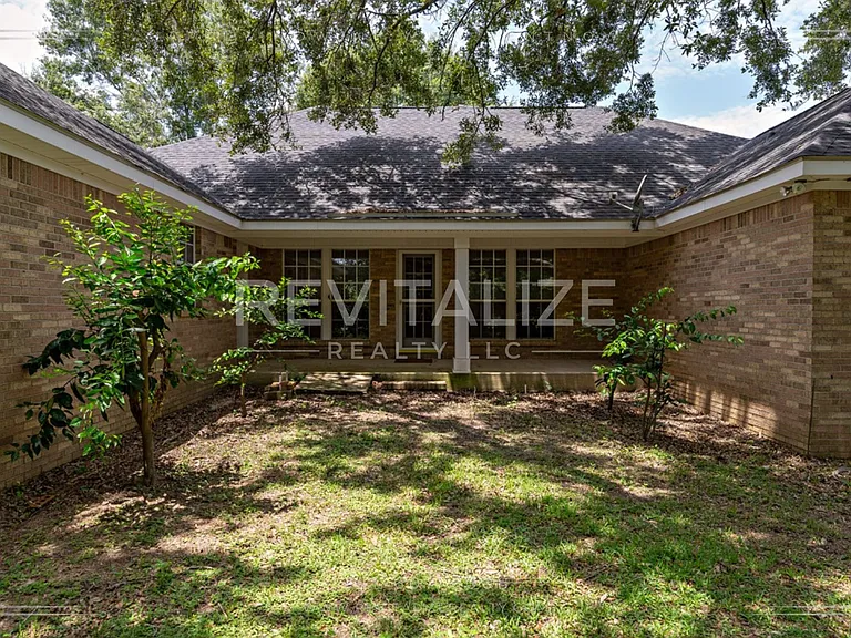 3764 Branch Dr — Photo 42