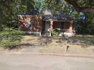 615 N Mirick Ave, Denison, TX 75020