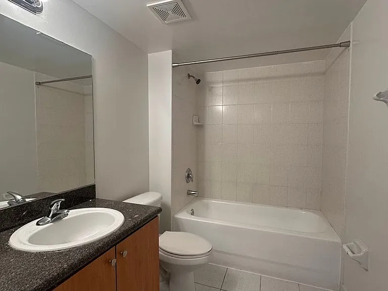 Vista del Rio Apartments — Photo 48