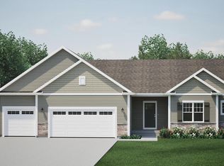 12112 West Greenway LANE, Franklin, WI 53132