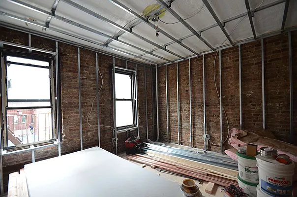 Rented by CITY SKYLINE REALTY INC | media 12