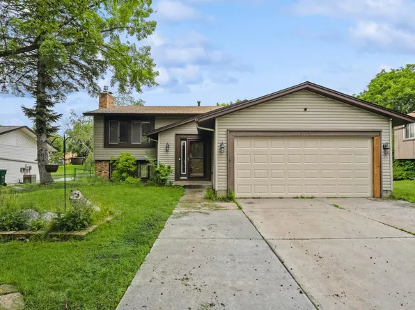 8109 Idaho Ave N, Brooklyn Park, MN 55445