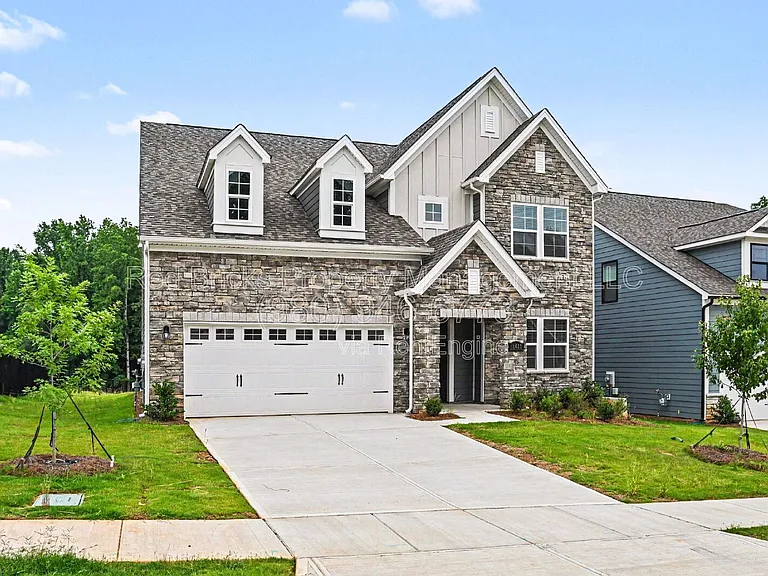 11026 Lochmere Rd — Photo 3