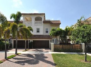 2612 NE 14th St, Fort Lauderdale, FL 33304