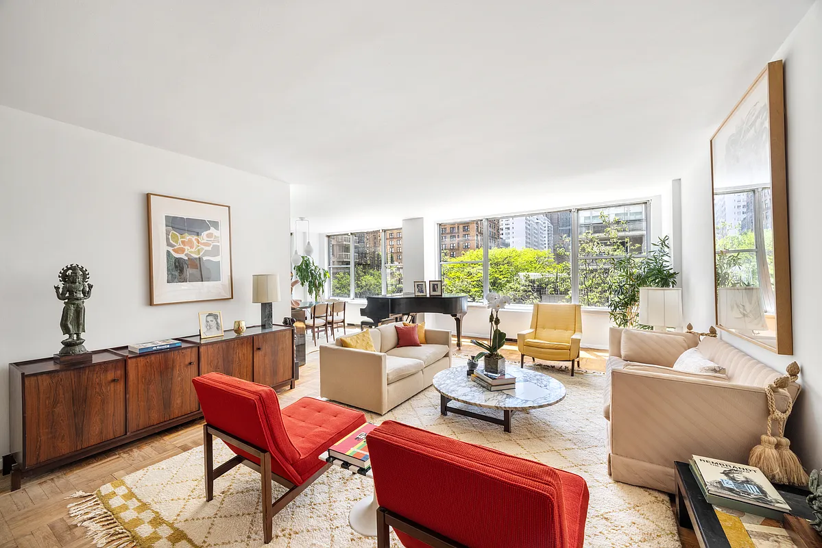 169 East 69th Street #3C in Lenox Hill, Manhattan | StreetEasy
