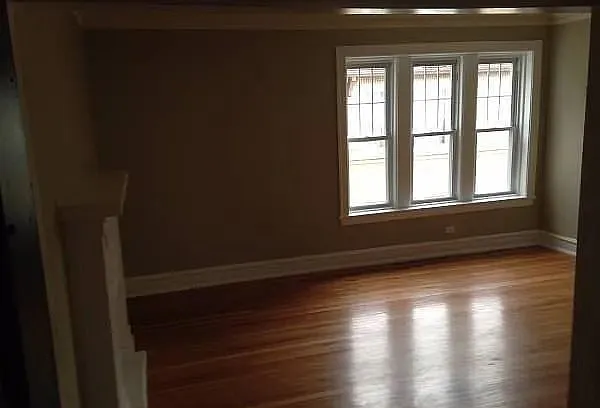 2 bed, 900 sqft, $1,700 — Photo 3