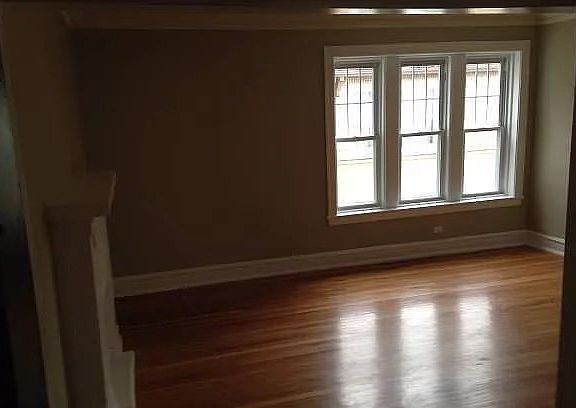 3rd image of 1627 W Farwell Ave APT 2N