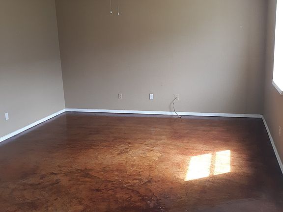 3rd image of 691 Jill Ln APT C