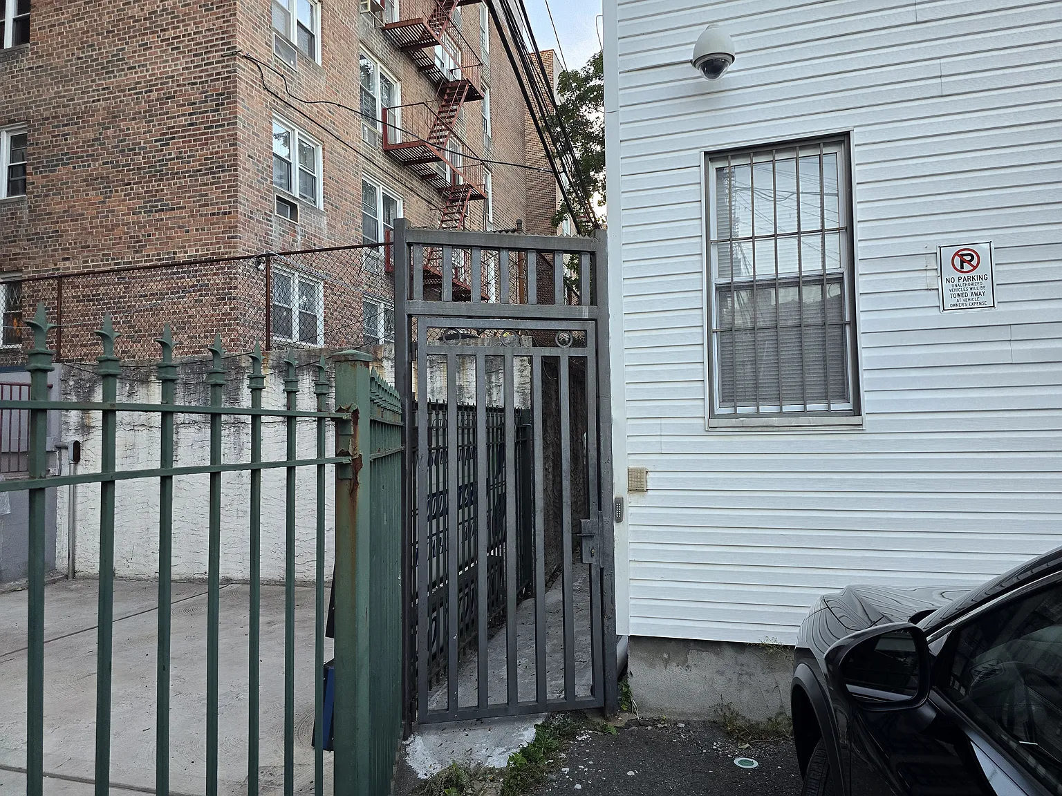 1 bed, 400 sqft, $1,600 — Photo 2