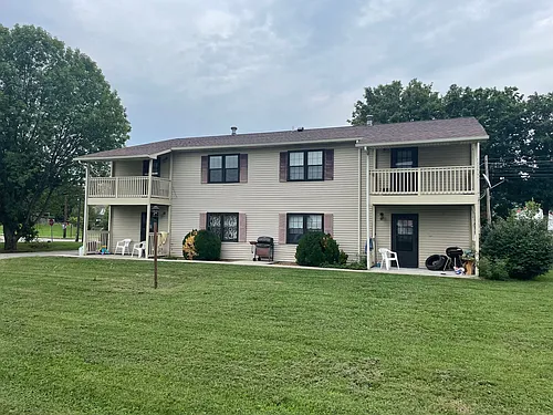 200 Maple Ave Photo 1