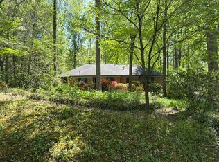 236 Sweetwater Hills Dr, Hendersonville, NC 28791