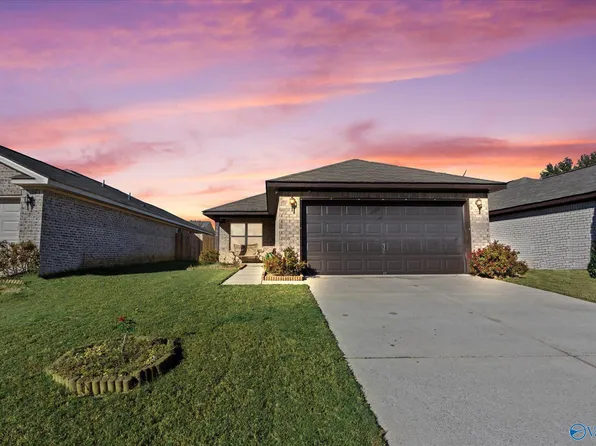 102 Winstead Cir, Owens X Rds, AL 35763