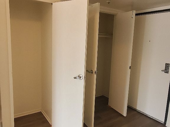 3rd image of 204-3804 S Arlington Ave