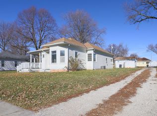 25 Holst St, Treynor, IA 51575