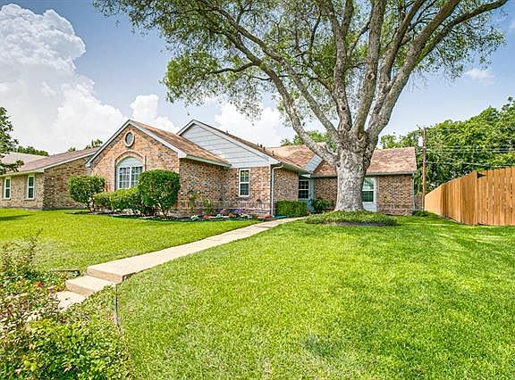 3rd image of 7505 Pebble Beach Dr