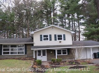 140 Mohawk Dr, Guilderland, NY 12084