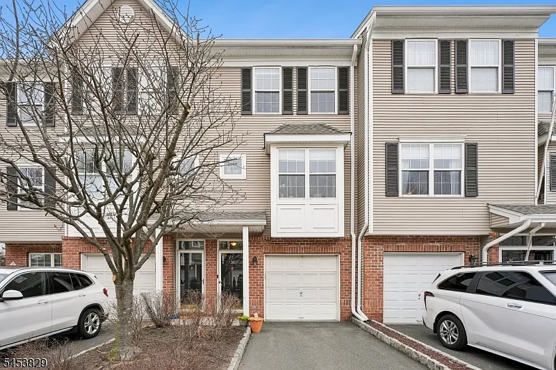 2 bed, 2.5 bath, $3,900 — Photo 1