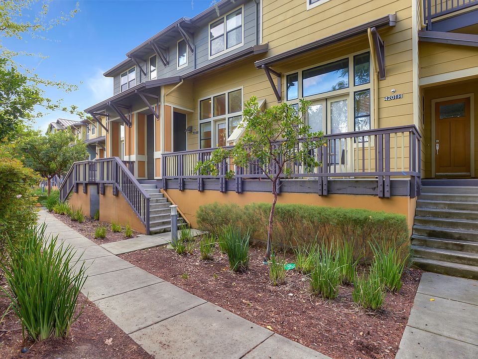 1st image of 4201 Juniper Ln Unit I