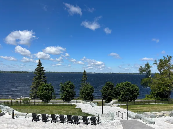 99 Louisa St #210, Kawartha Lakes, ON K0M 2B0