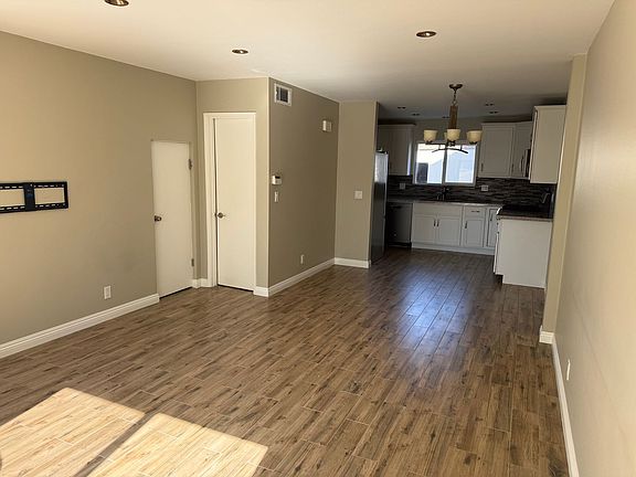 2nd image of 4038 Argyle Dr