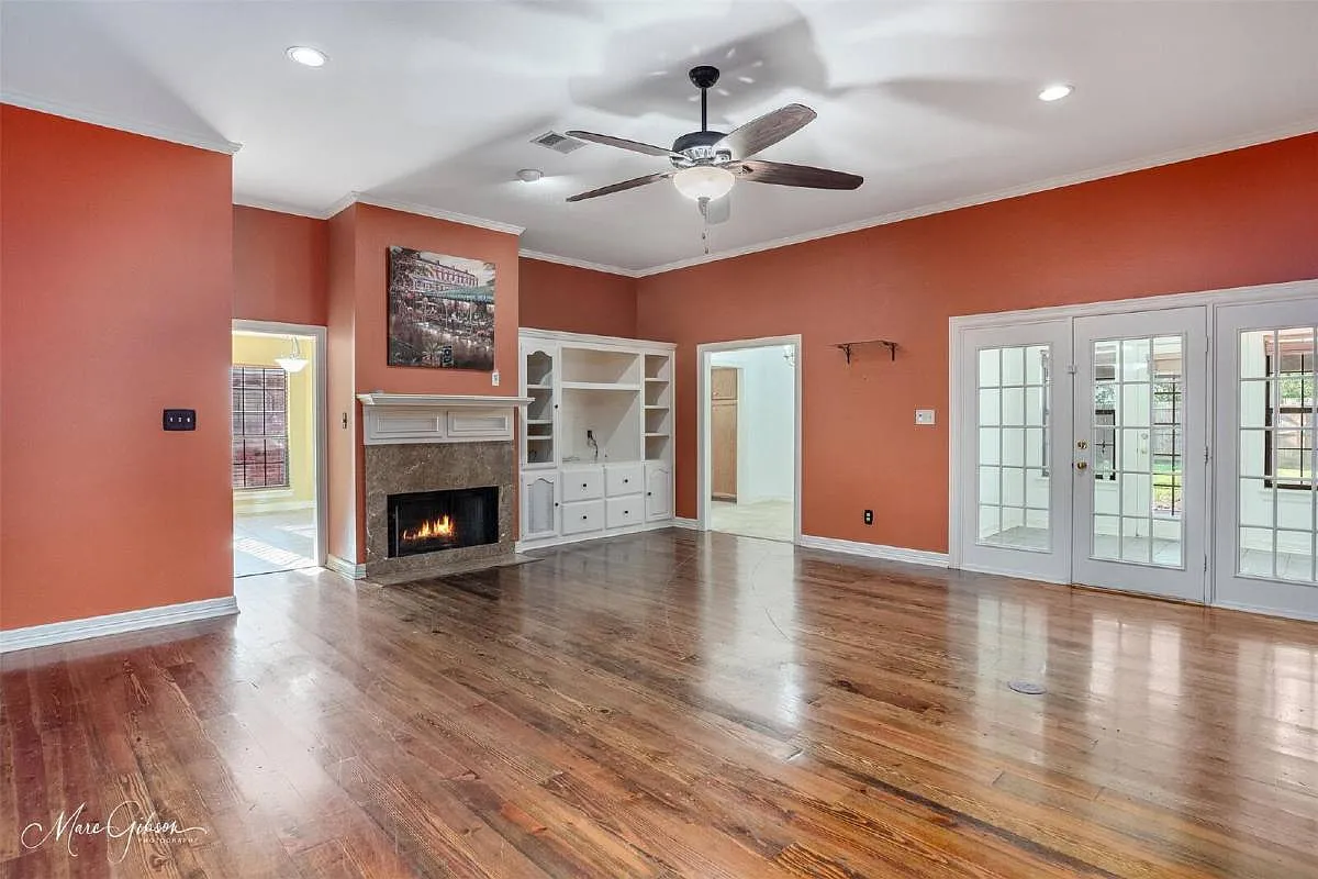 462 Mayfair Court in Bossier City, LA 71111 — Photo 2
