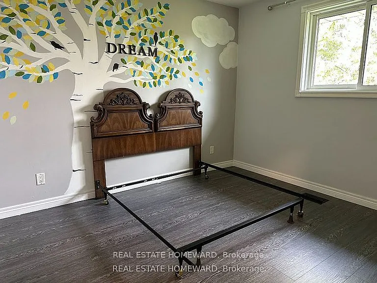 511 Harris Ct #UPPER — Photo 10