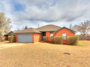 17004 Valley Ln, Edmond, OK 73012