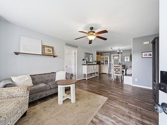 3rd image of 2803 Nat Hoosier Ln