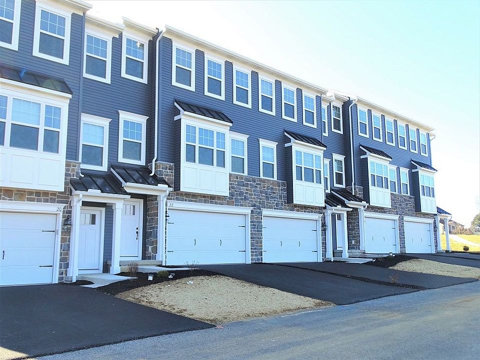 1st image of 24 Glenbrook Ct