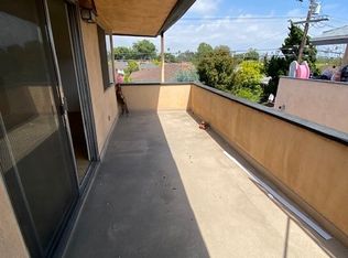 3854 S Bronson Ave #6, Los Angeles, CA 90008