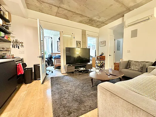 Rented by Doorway NYC, LLC | media 27