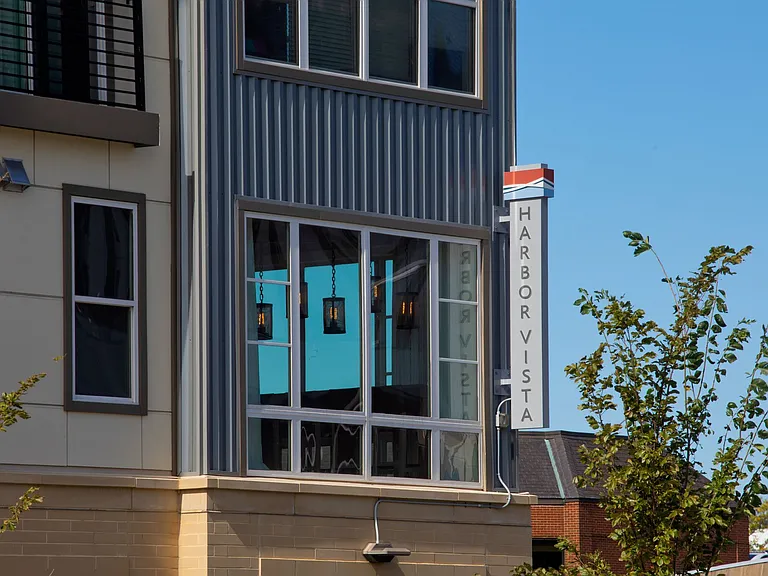 Harbor Vista at Crawford Street — Photo 6