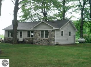 2274 Montgomery Rd, Bellaire, MI 49615