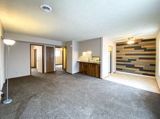 3216 Myrle St #C, Alton, IL 62002