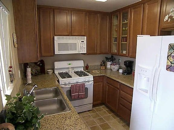 3rd image of 530 Calle Montecito Unit 150