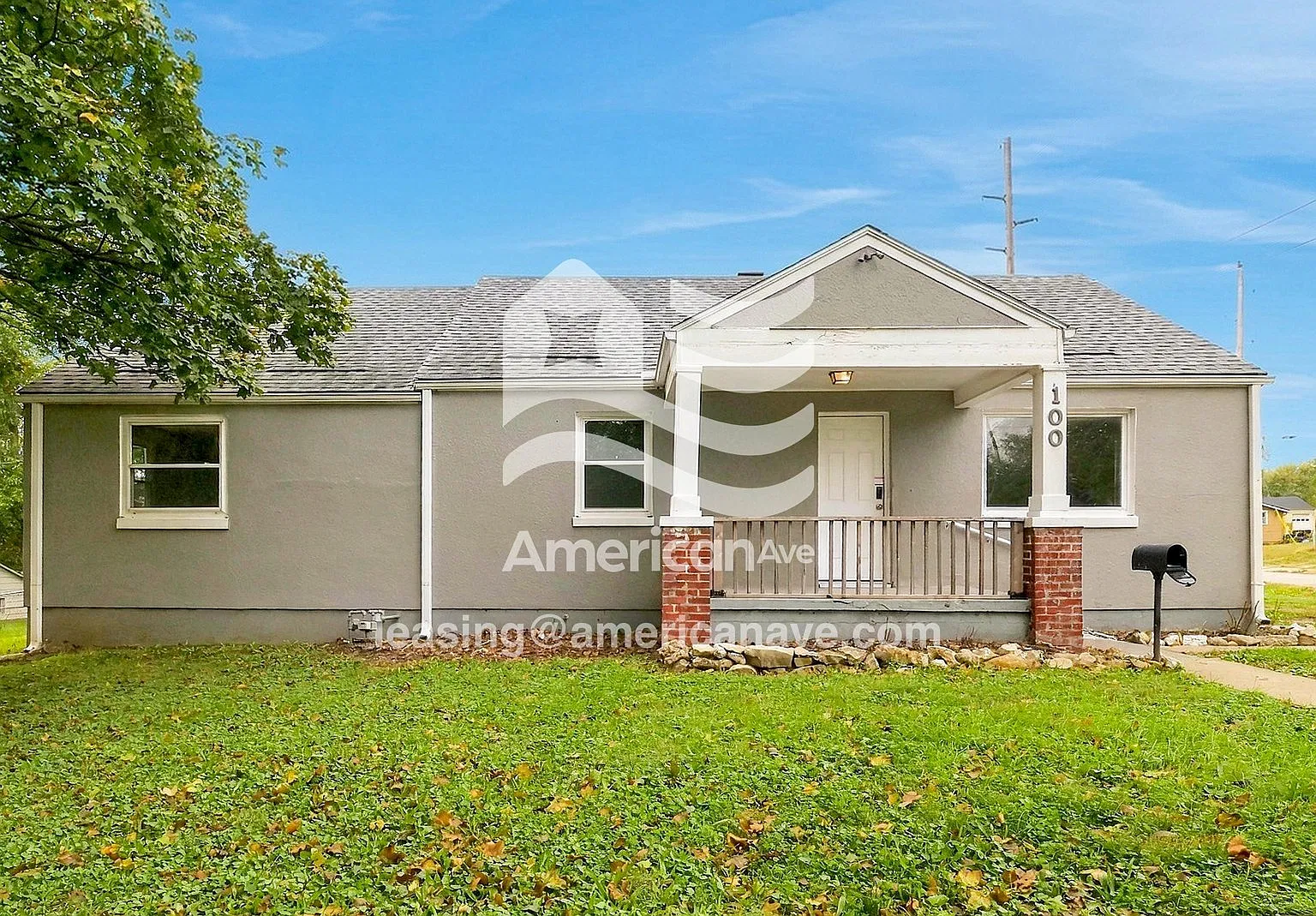 3 bed, 1.5 bath, 1400 sqft, $1,397 — Photo 1