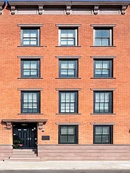 330 Bond Street in Carroll Gardens