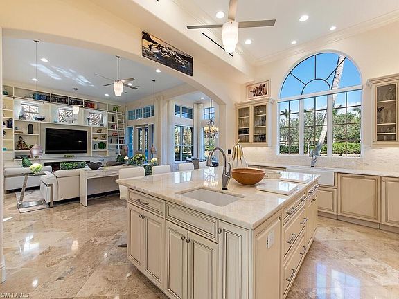 5th image of 23733 Trevi Ct