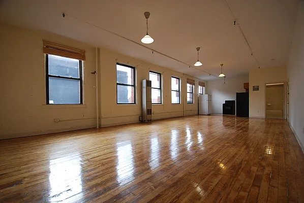 Rented by Bohemia Realty Group | media 39