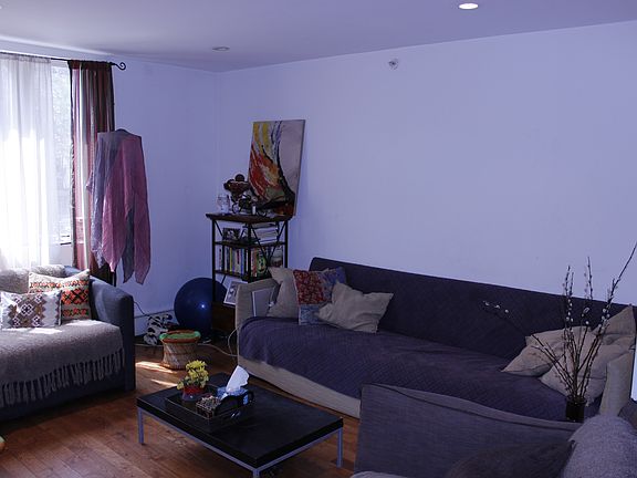 3rd image of 327 101st St #C