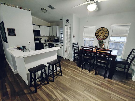 5th image of 4033 Ponea Dr