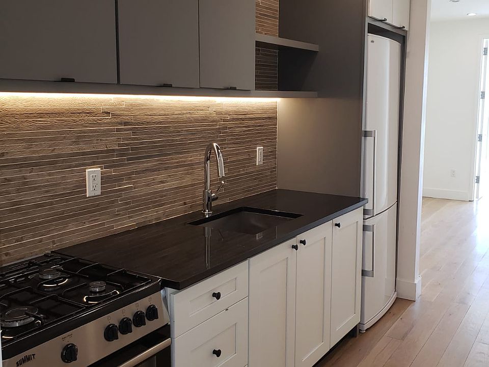 1st image of 87 Montrose Ave APT 4L