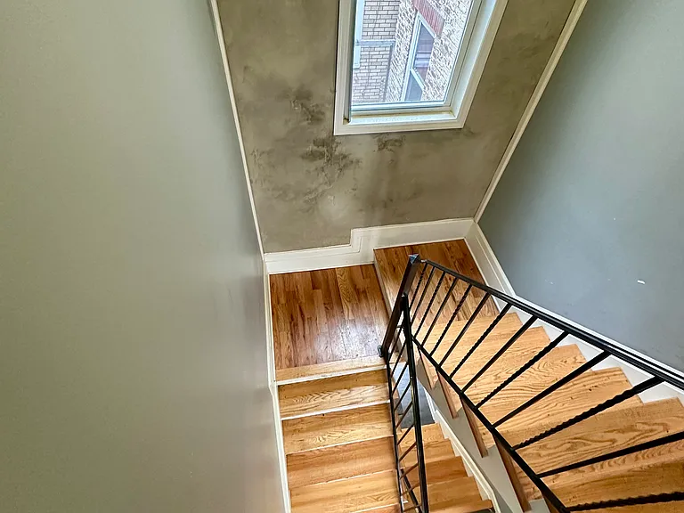 201-205 Marshall St #0 — Photo 11