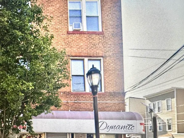 500 New York Avenue image 1 of 1