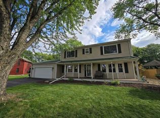 7073 Ticonderoga Trl, Eden Prairie, MN 55346