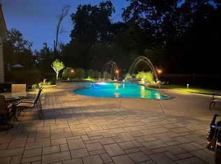 2028 Ballantine Ln, Warrington, PA 18976